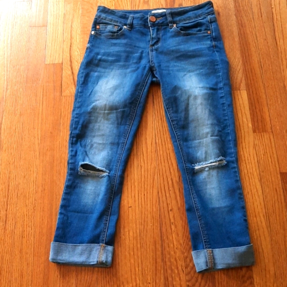 Indigo Rein Cuffed Capri Denim